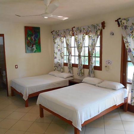 Posada Casa Madrid Bacalar Phòng bức ảnh