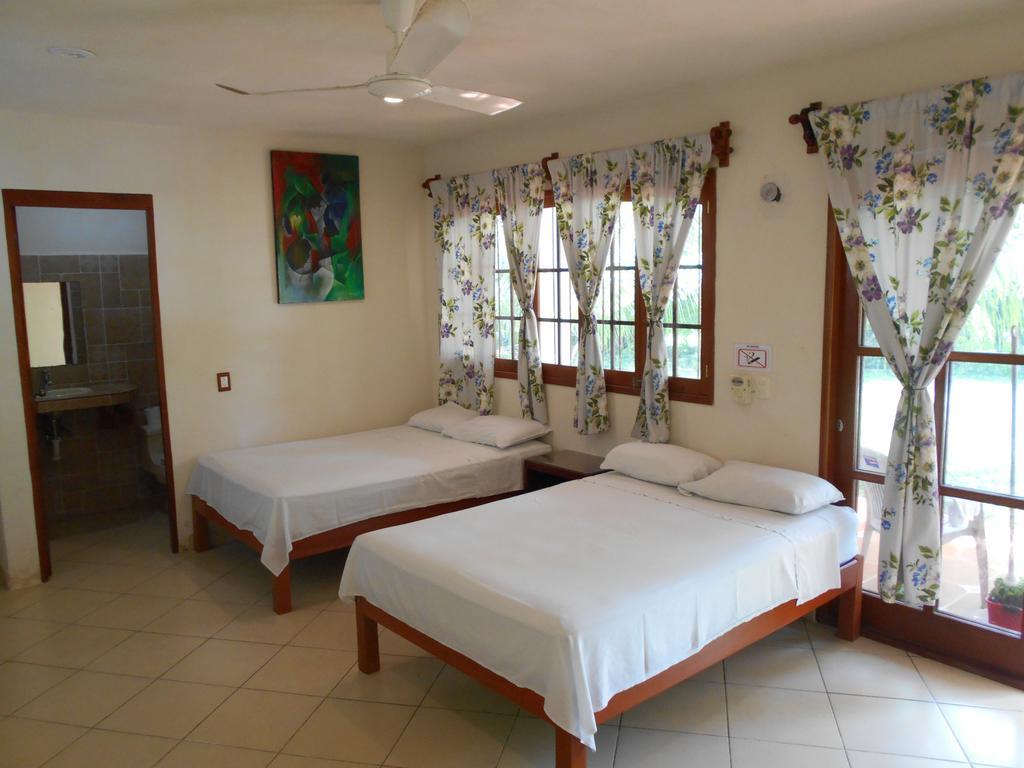 Posada Casa Madrid Bacalar Phòng bức ảnh